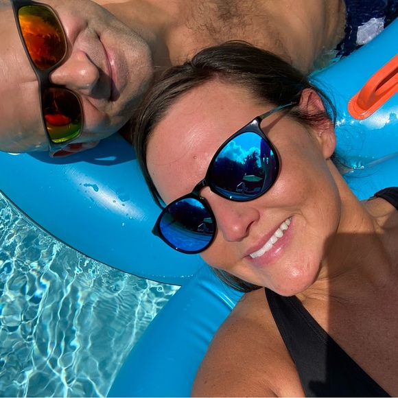 Meet your Posher, Heather - Picture 3 of 12